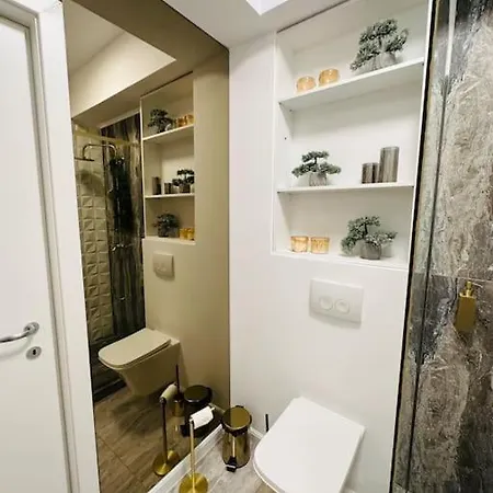 Premium La Mirada Apartment *