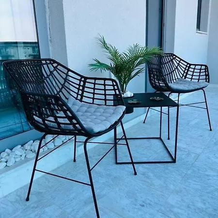 Apartment Premium La Mirada *