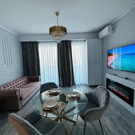 Premium La Mirada Apartment